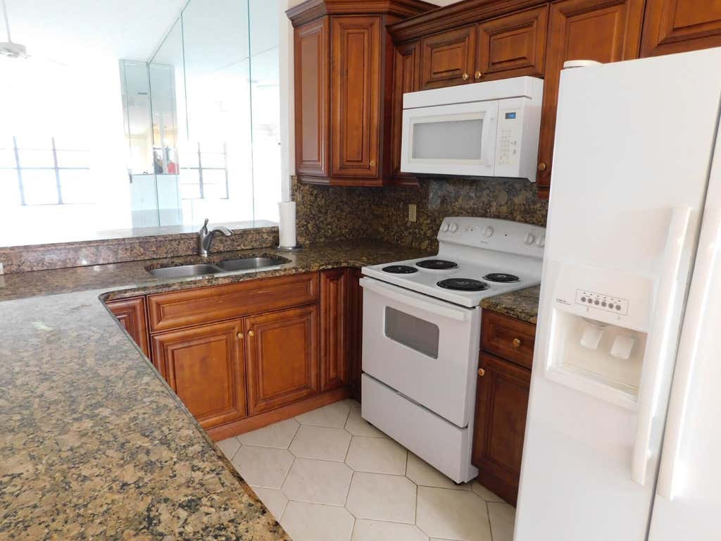 Photo of 12299 Forest Greens Drive, Boynton Beach, FL 33437 (MLS # B26027404)
