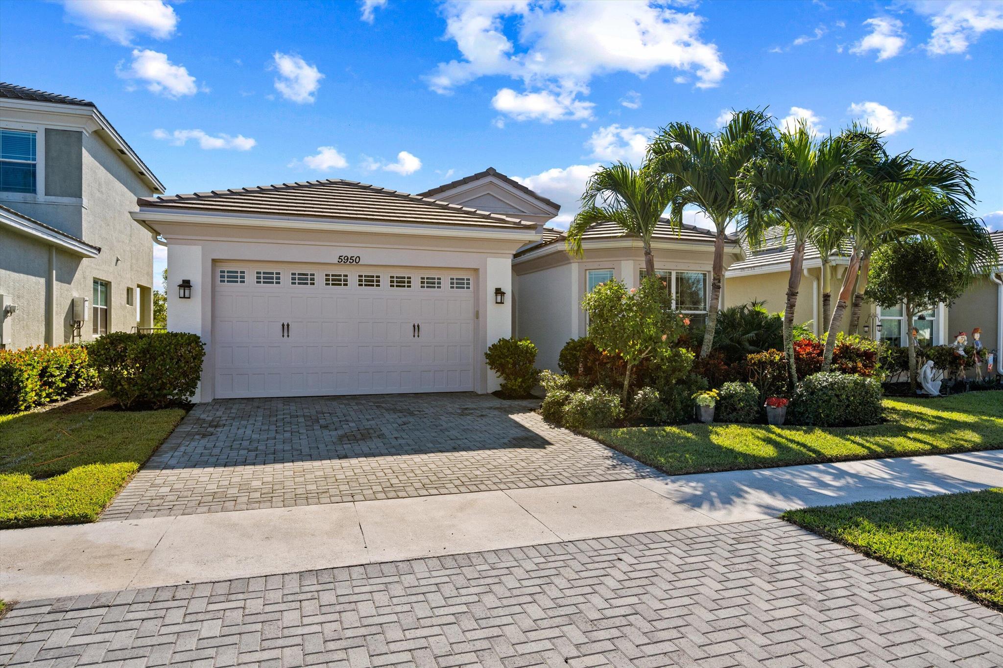 HAMMOCKS OF WESTLAKE PHAS - Residential