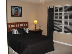 Bay Harbor Island - Residential Income