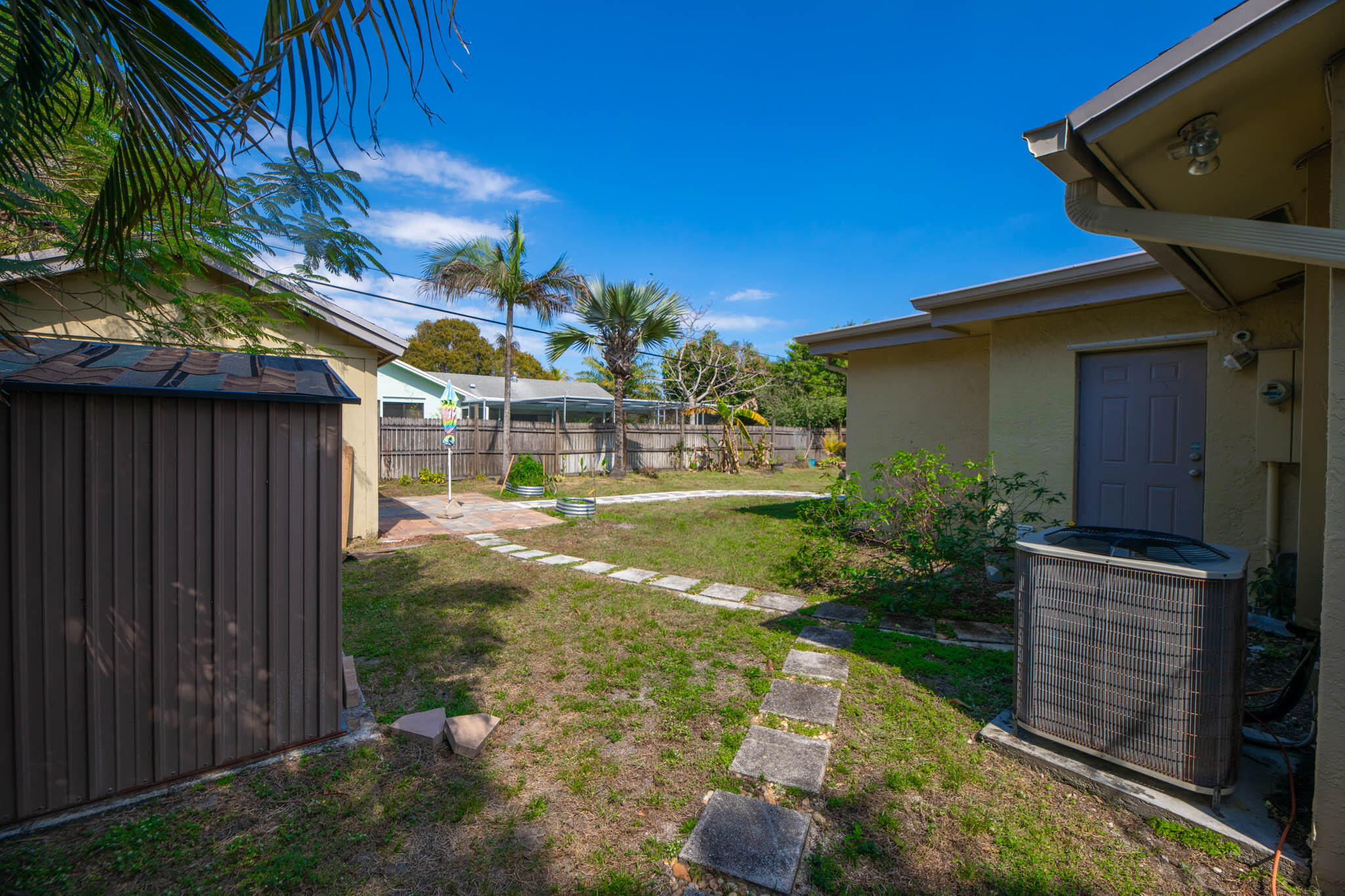 KINGSLAND PINES - Residential