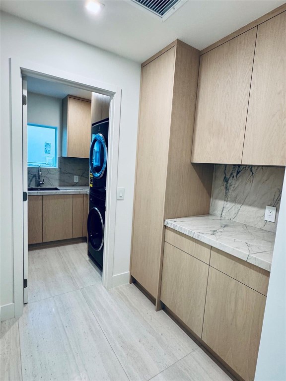 Country Club Isles 42-40 - Residential