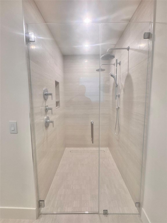 Country Club Isles 42-40 - Residential