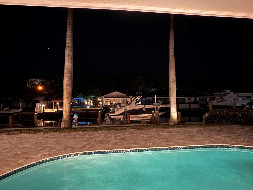 Country Club Isles 42-40 - Residential