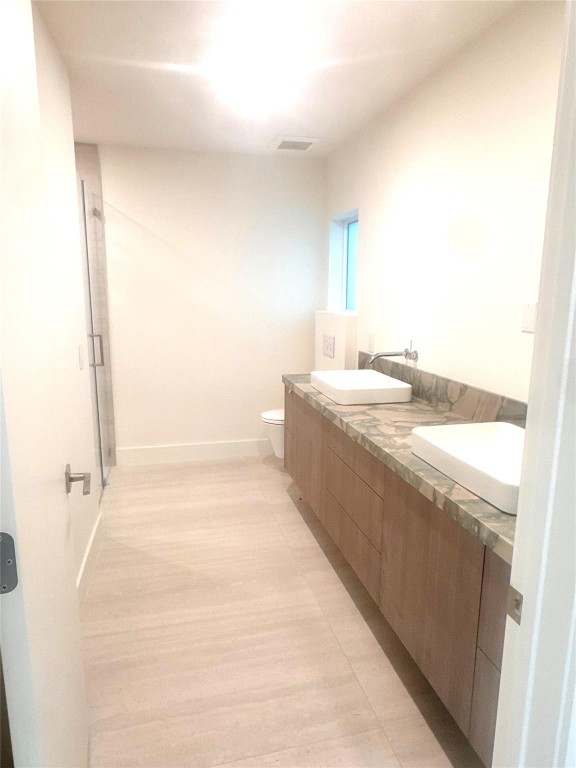 Country Club Isles 42-40 - Residential