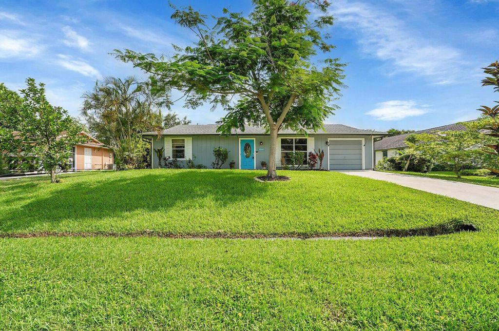 Photo of 2886 SW South Calabria Circle, Port Saint Lucie, FL 34953 (MLS # R11096746)