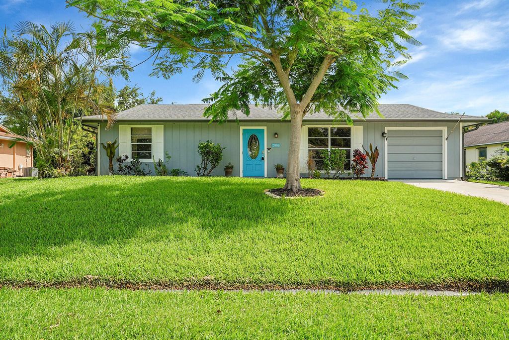 Photo of 2886 SW South Calabria Circle, Port Saint Lucie, FL 34953 (MLS # R11096746)