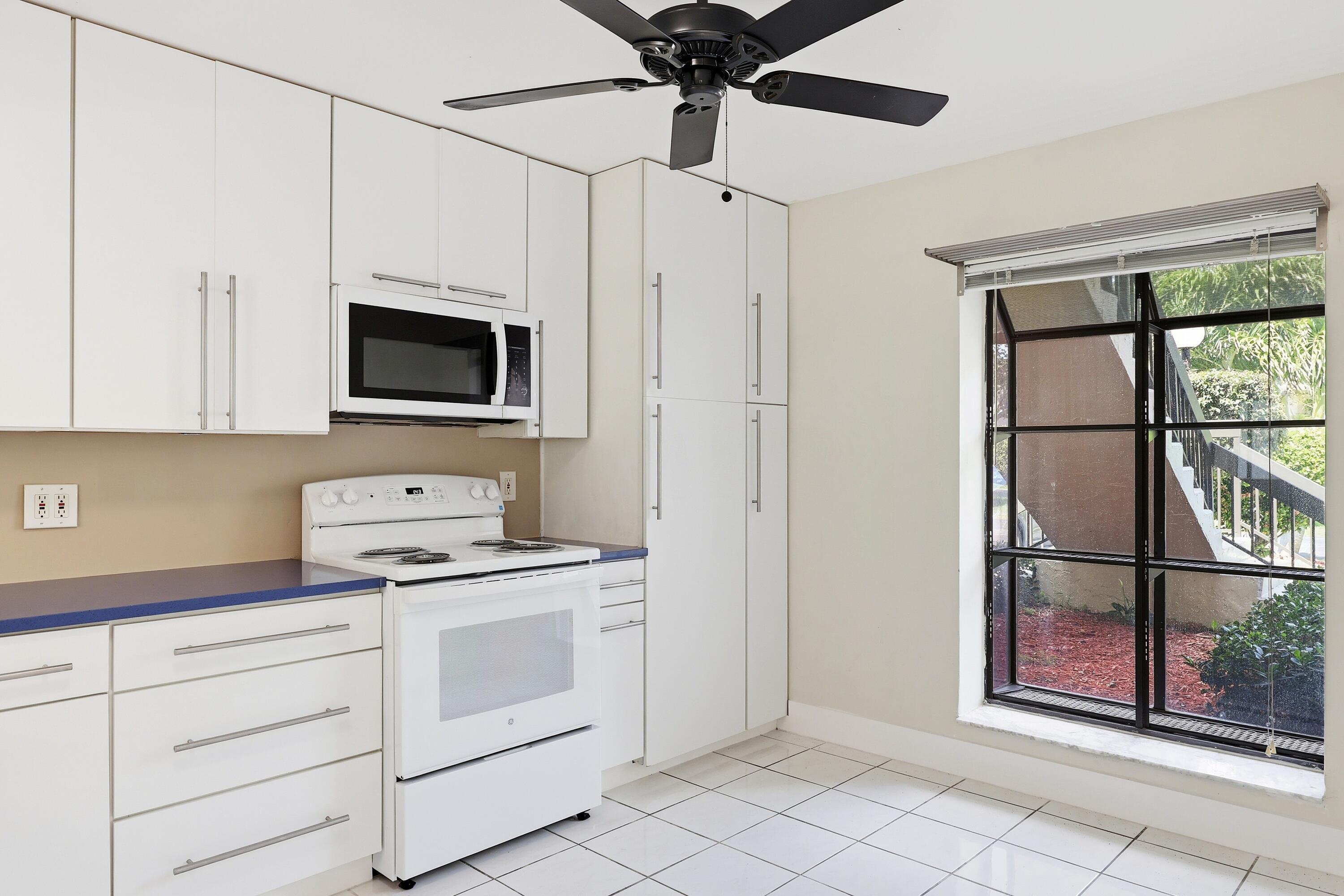 3242 Perimeter Drive