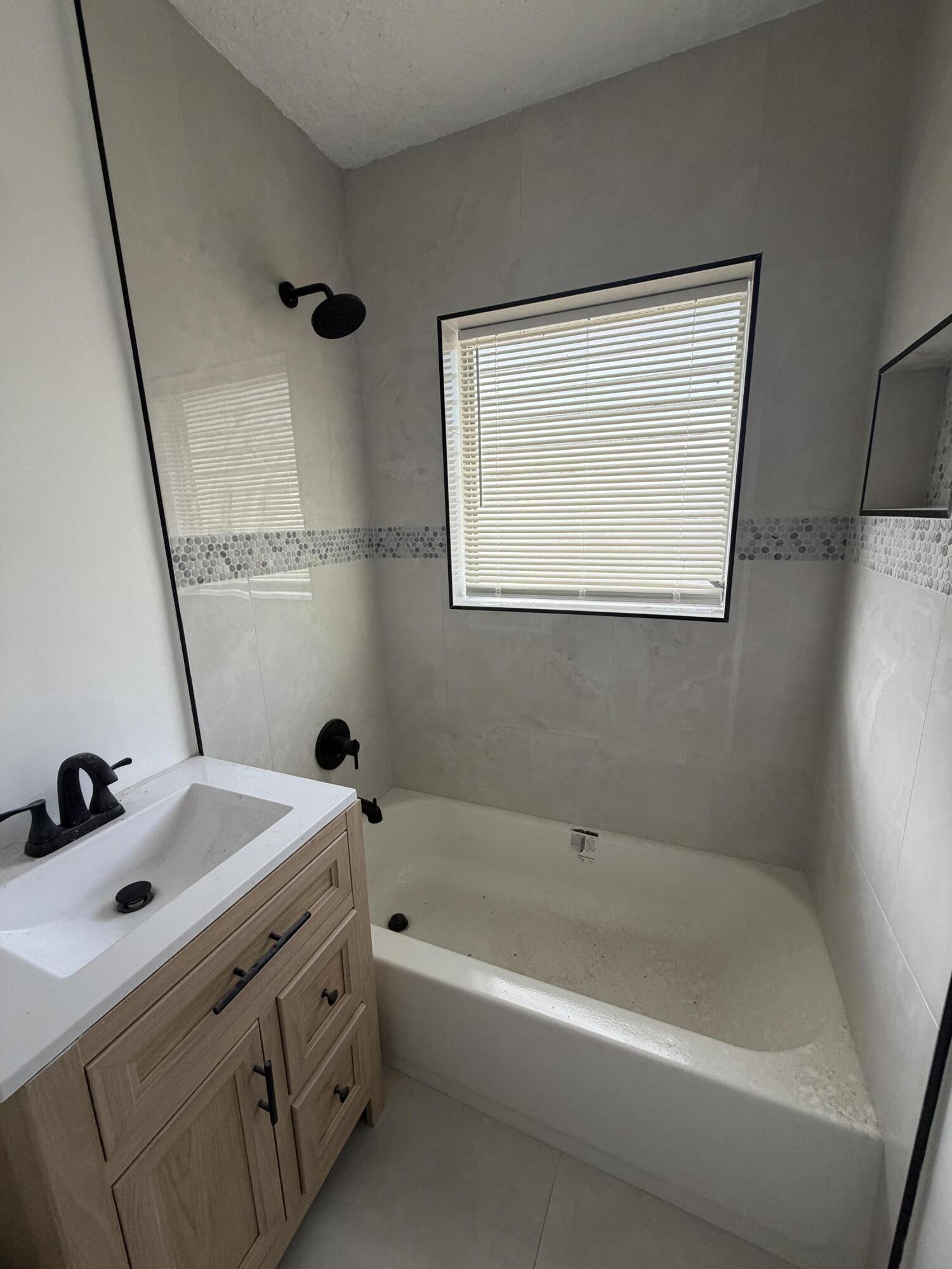 View photos, virtual tours, details... 1437 NW 10th Place