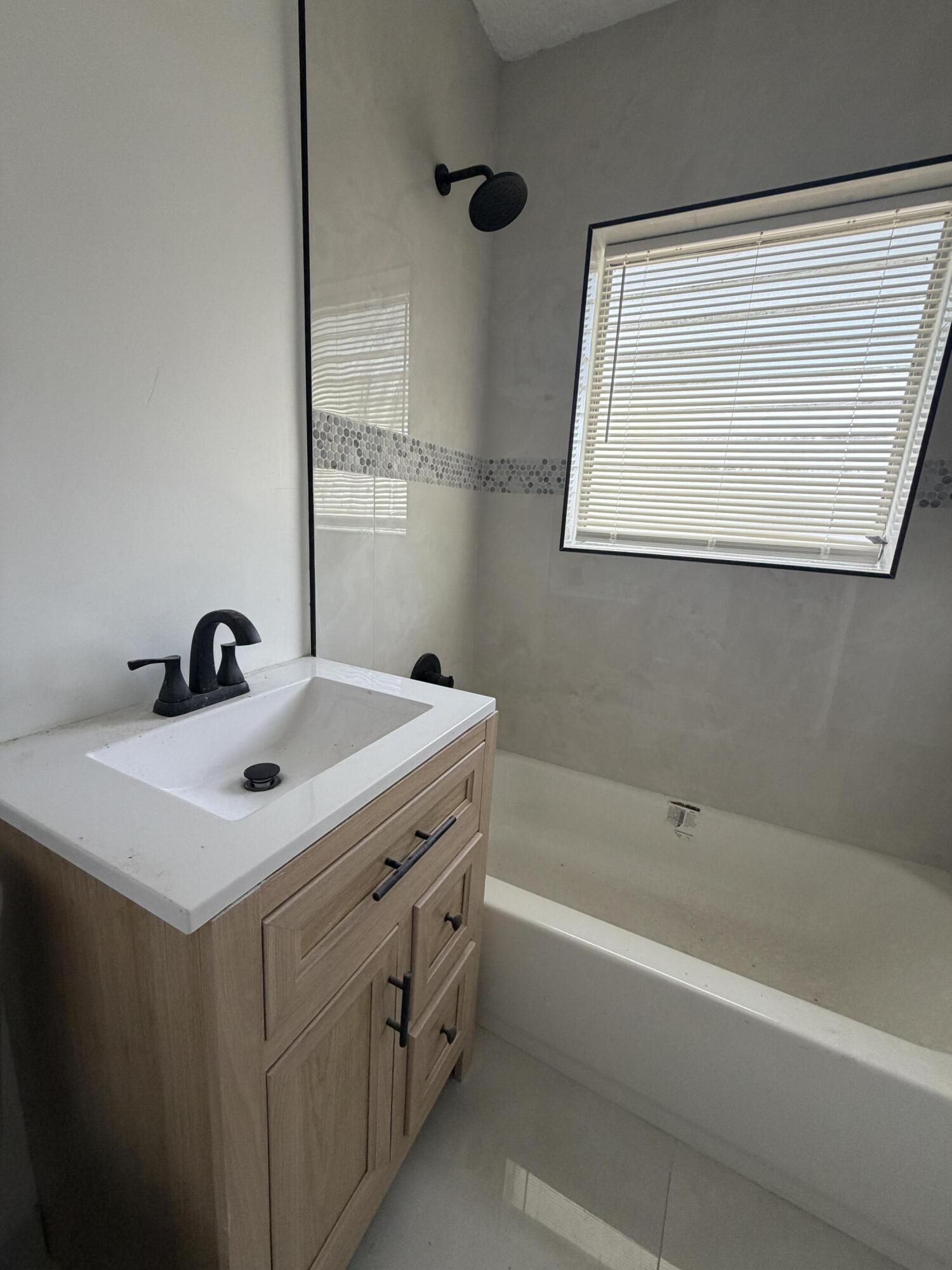 View photos, virtual tours, details... 1437 NW 10th Place