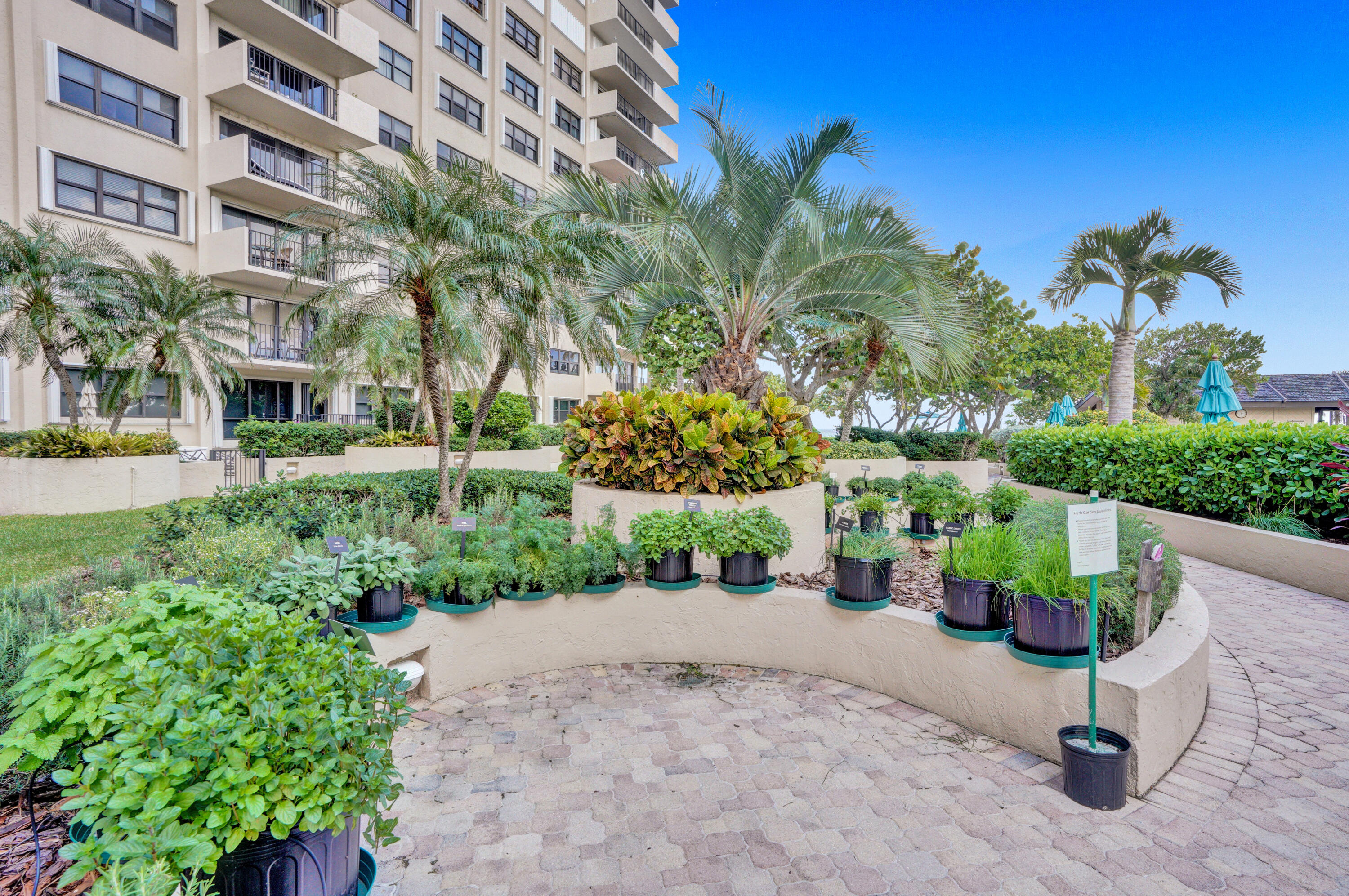 SEA RANCH CLUB B CONDO - Residential Lease