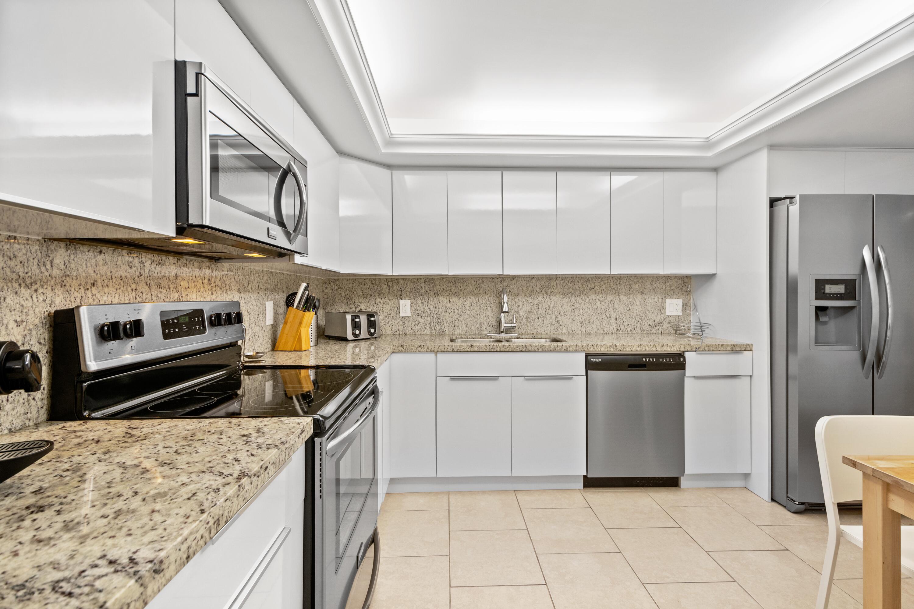 SEA RANCH CLUB B CONDO - Residential Lease