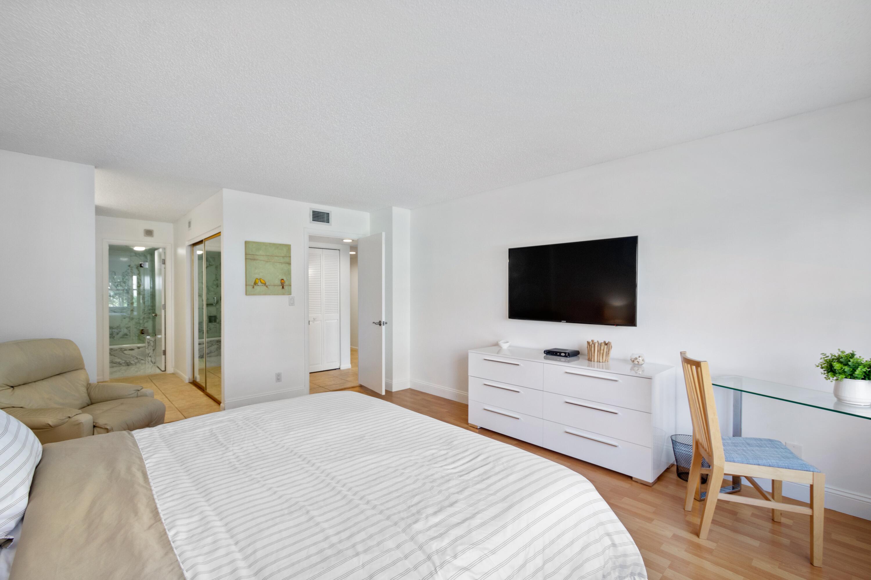 SEA RANCH CLUB B CONDO - Residential Lease