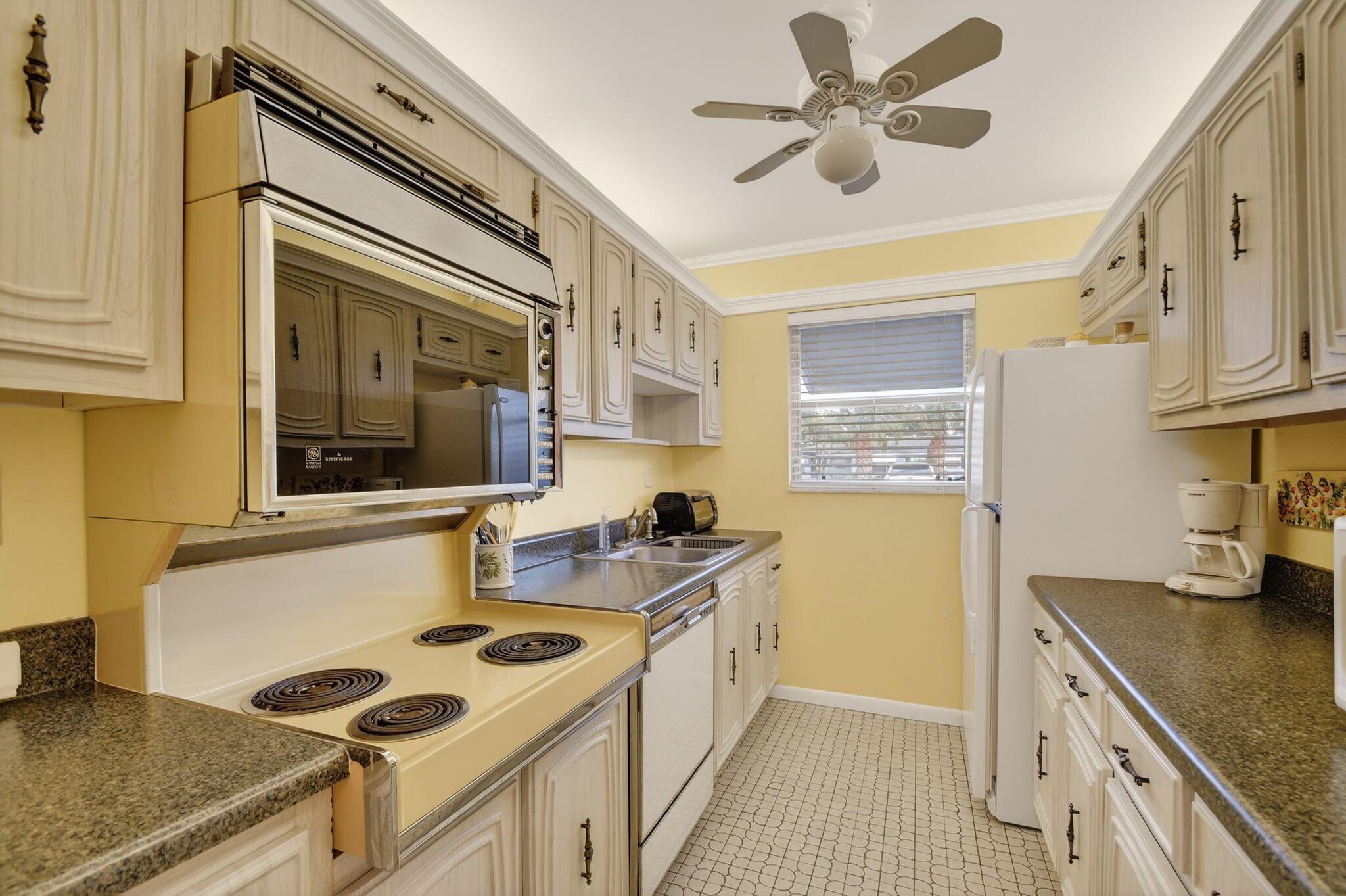 HIGH POINT OF DELRAY BEAC - Residential