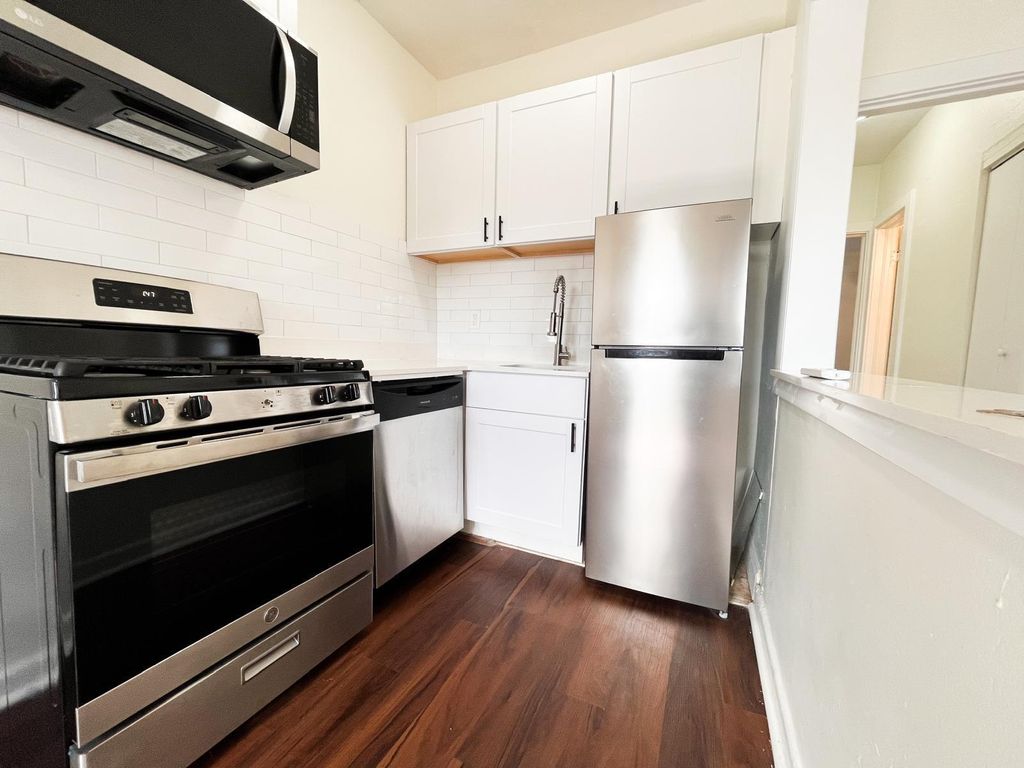 Photo of 623 Park Place #19, West Palm Beach, FL 33401 (MLS # R11143209)
