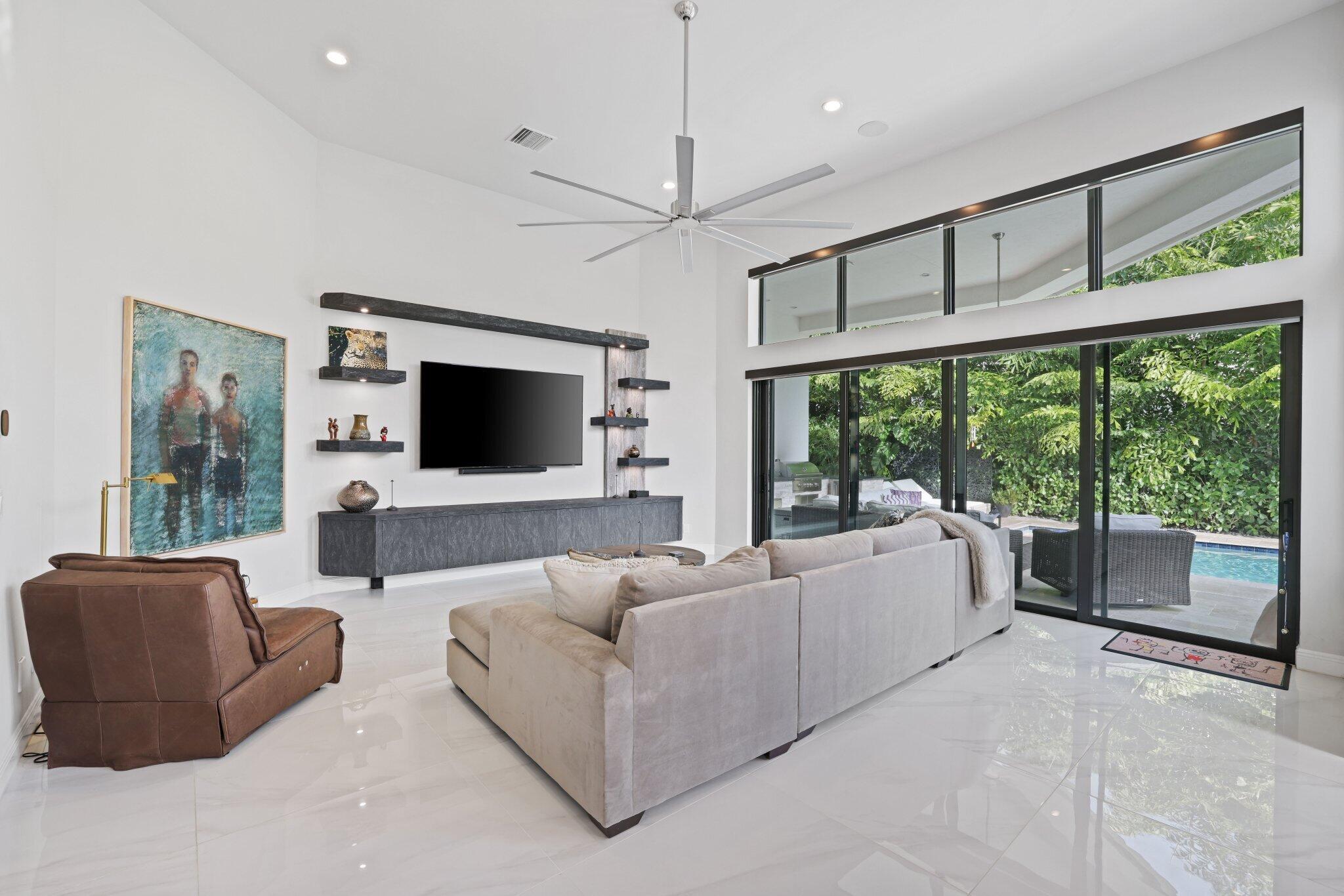 Royal Palm Polo - Residential