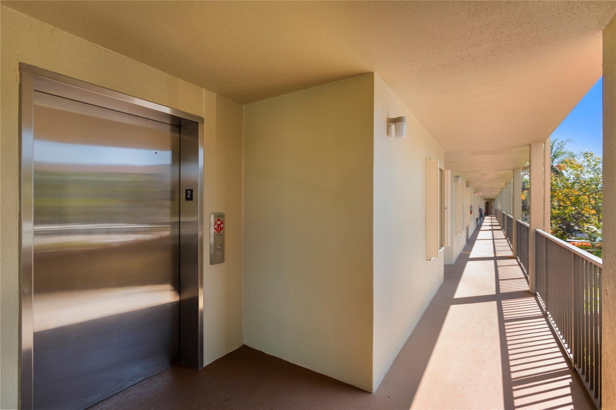 IVANHOE EAST - Residential Lease