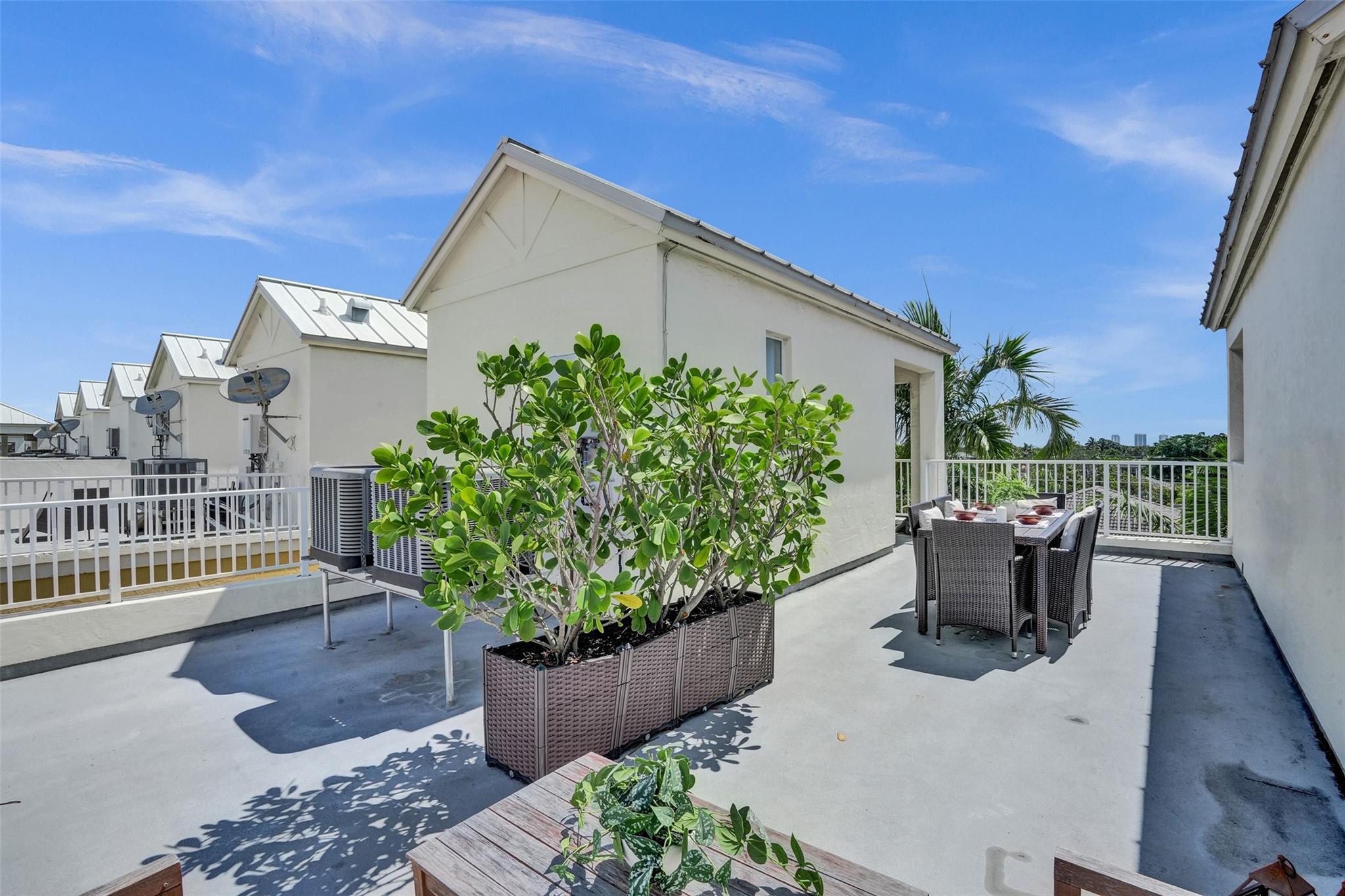 510 NE 7th Ave 2