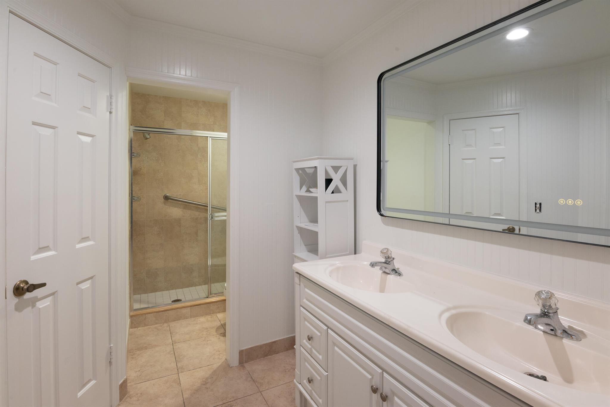 WILLIAMSBURG VILLAS CONDO - Residential Lease