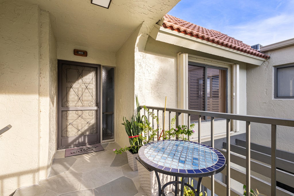Photo of 5617 Fairway Park Drive #203, Boynton Beach, FL 33437 (MLS # R10940915)