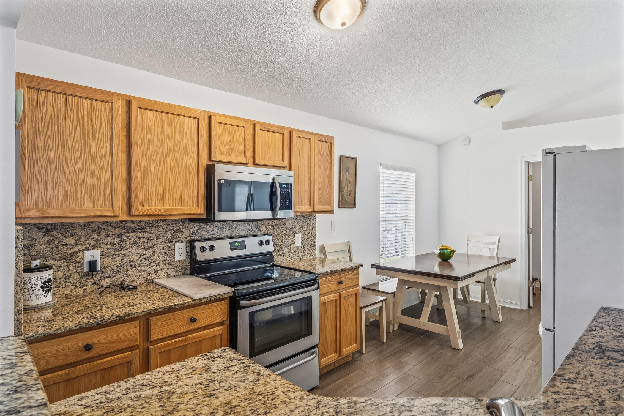 MAJESTIC OAKS - Residential