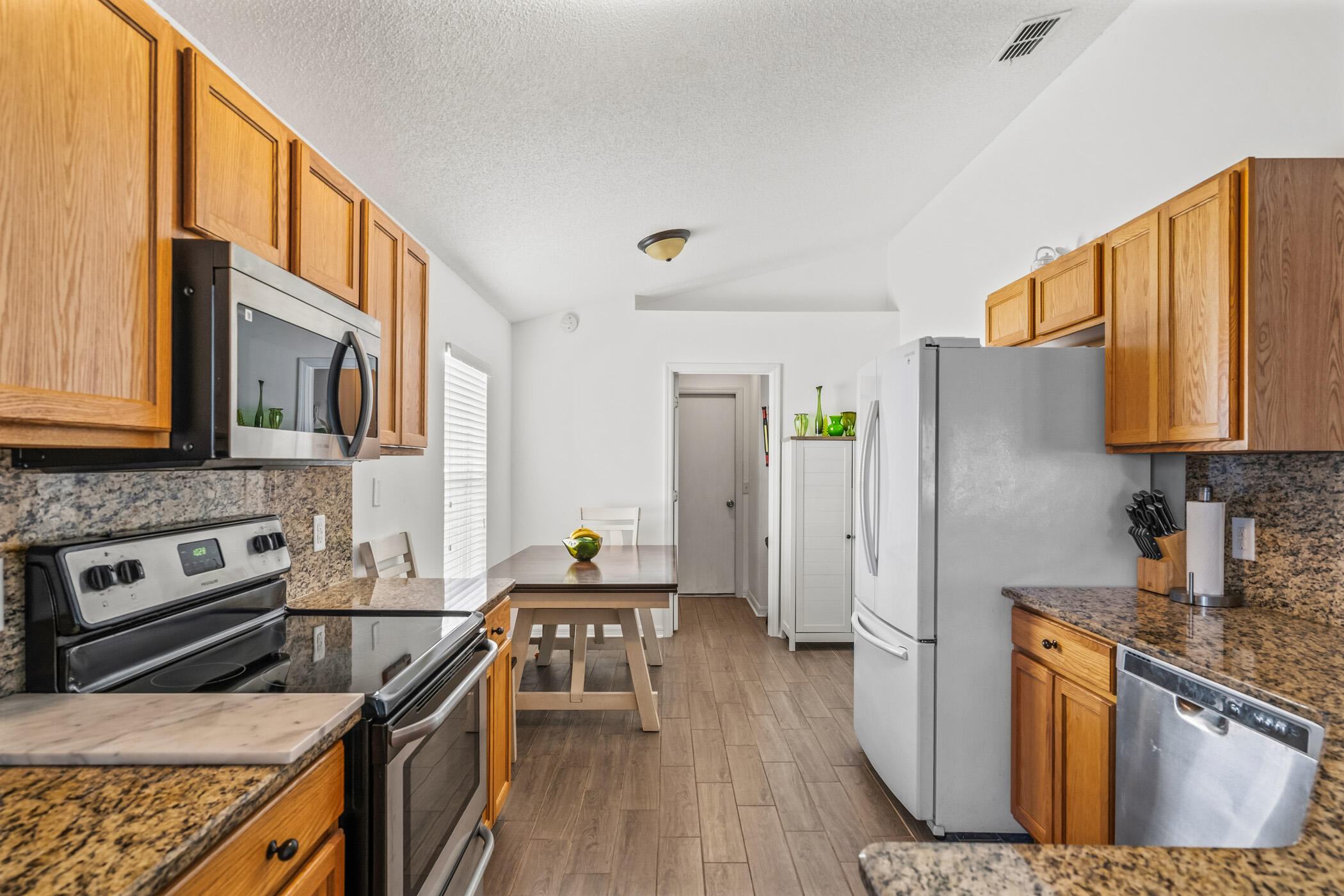 MAJESTIC OAKS - Residential