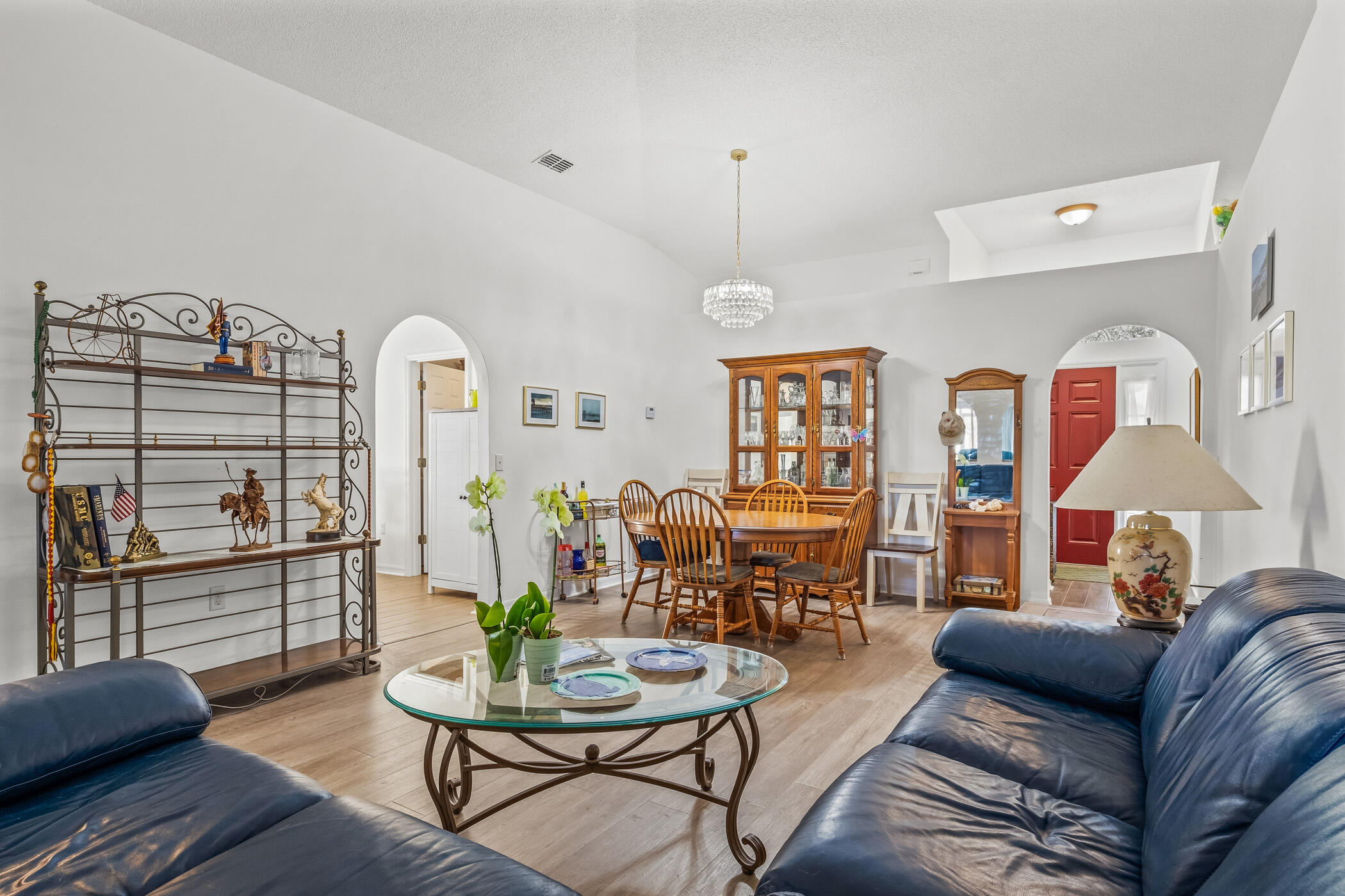 MAJESTIC OAKS - Residential