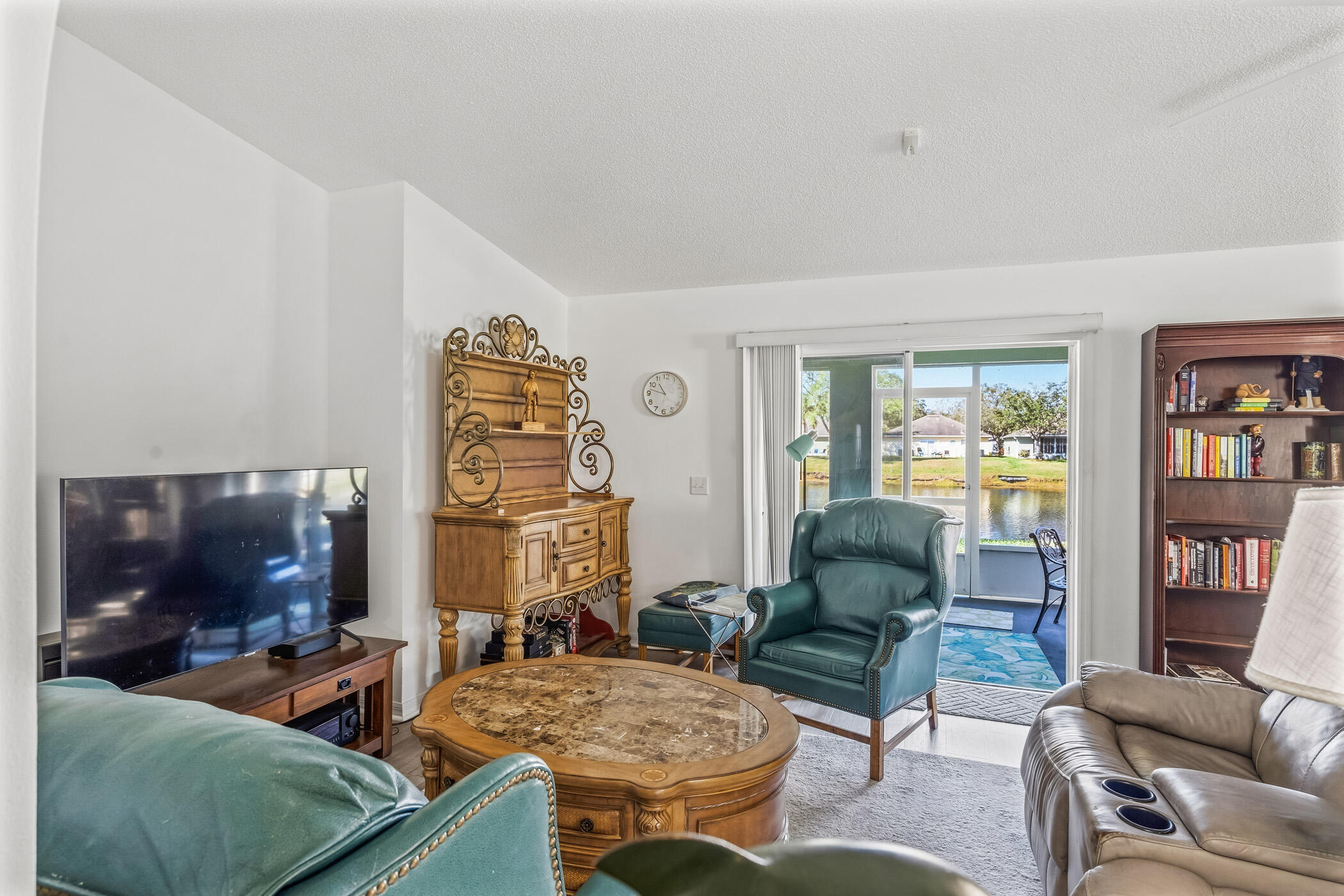 MAJESTIC OAKS - Residential