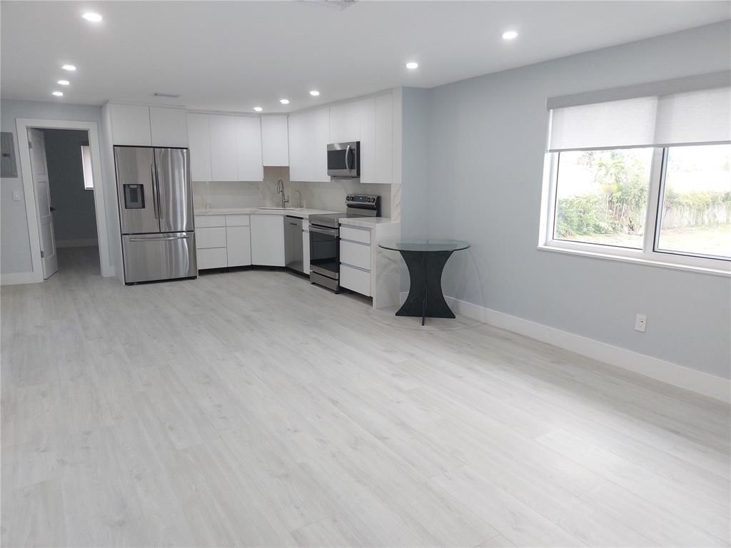 Photo of 2115 NE 37th Drive #235, Fort Lauderdale, FL 33308 (MLS # F10509727)