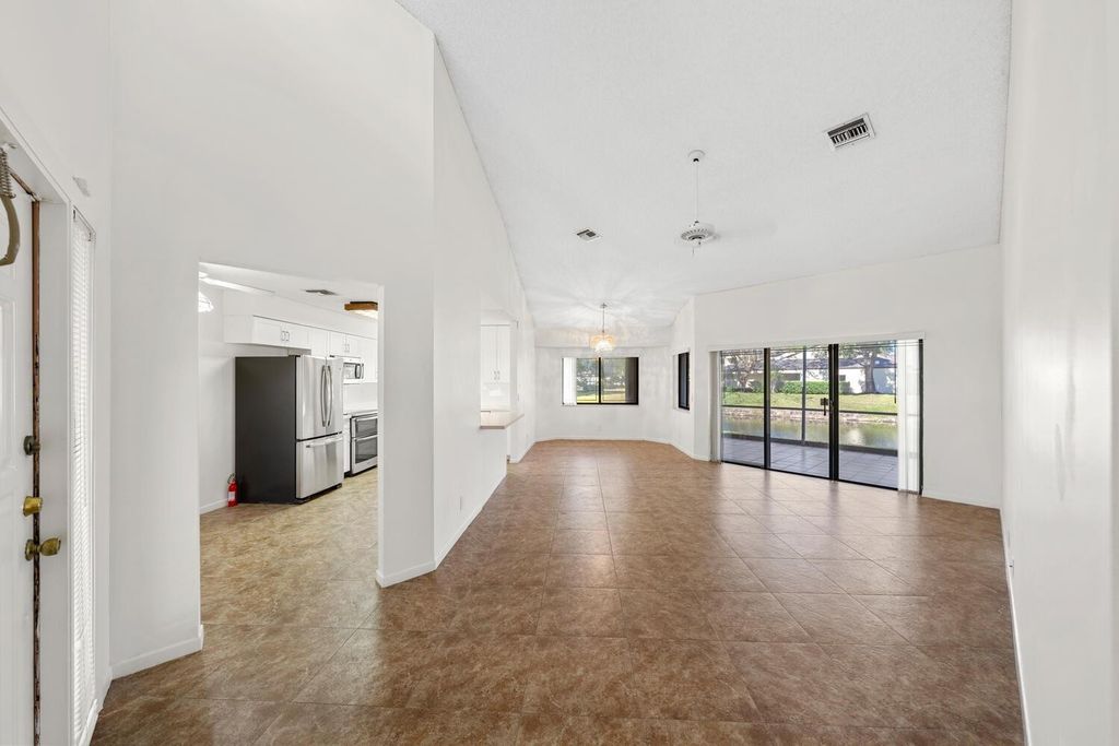 Photo of 9415 Chelsea Drive N, Plantation, FL 33324 (MLS # B26031973)