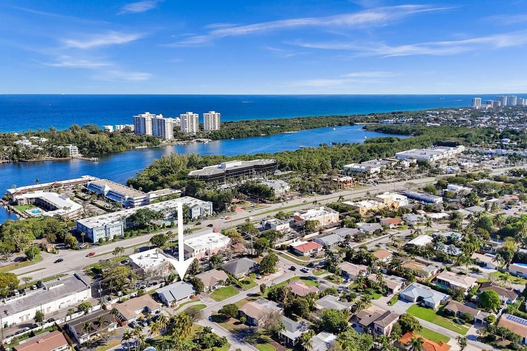 Photo of 2600 NE 5th Avenue, Boca Raton, FL 33431 (MLS # R11061847)