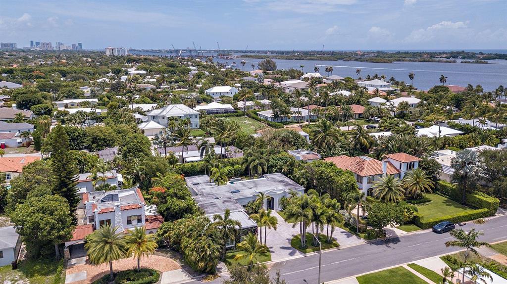 ELLAMAR - Residential