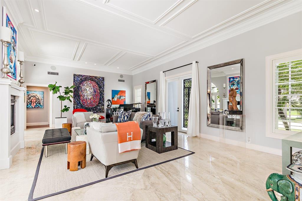 ELLAMAR - Residential