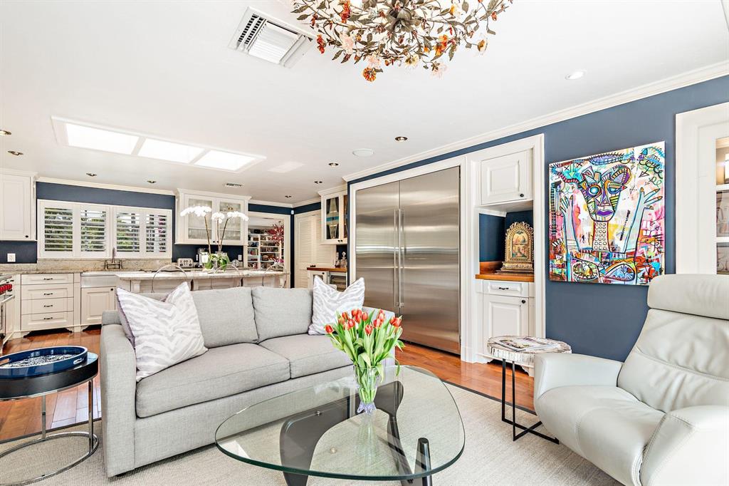 ELLAMAR - Residential