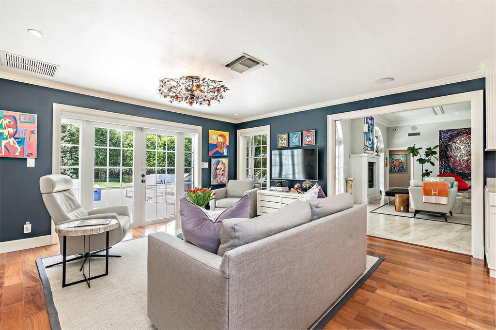 ELLAMAR - Residential