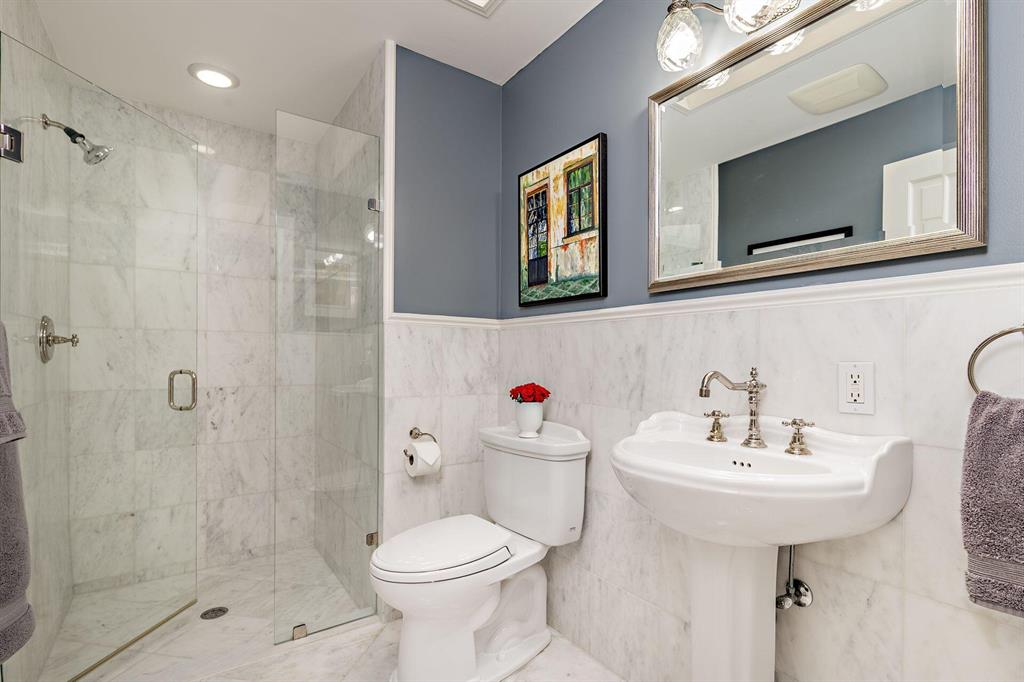 ELLAMAR - Residential