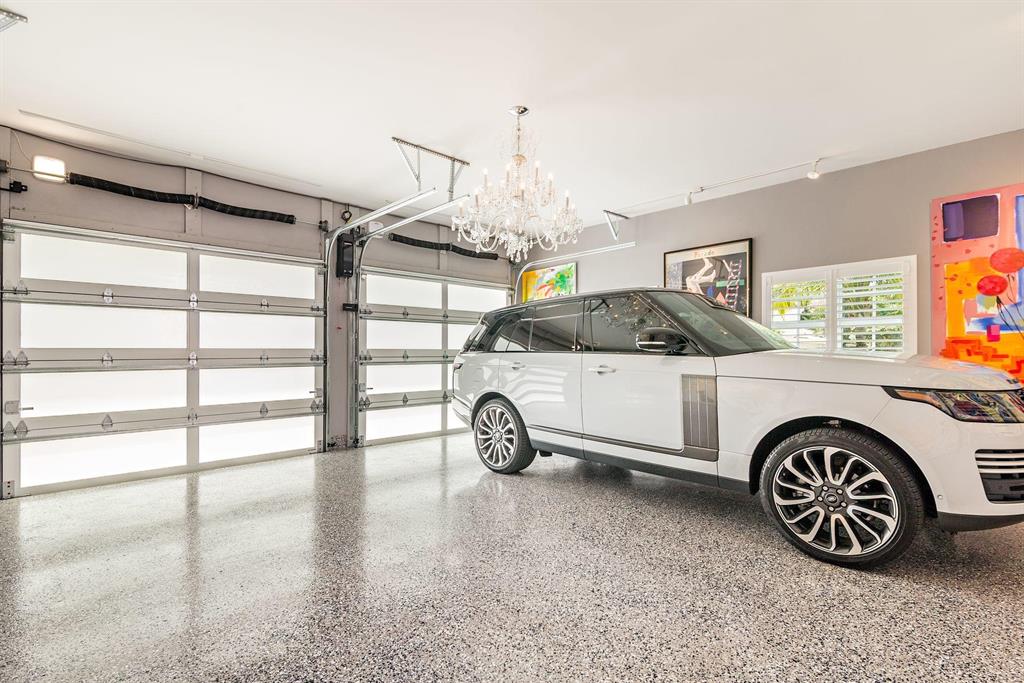 ELLAMAR - Residential