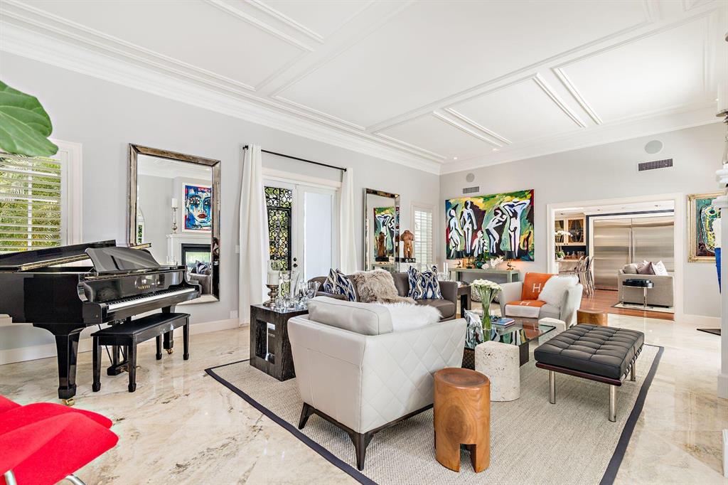 ELLAMAR - Residential