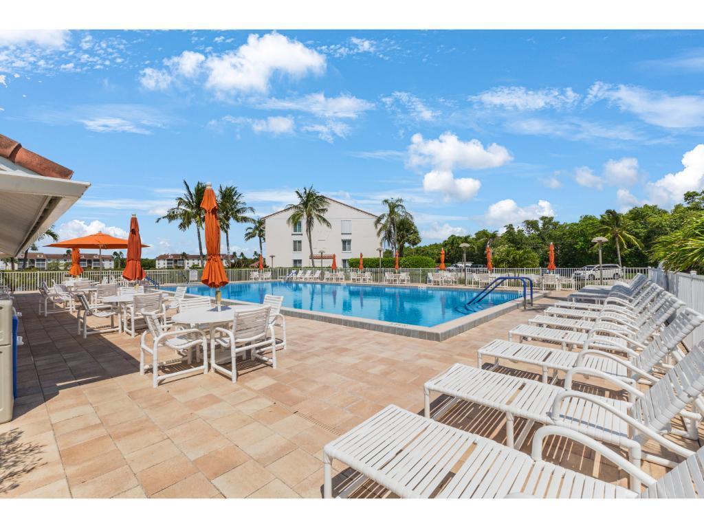 4444 NE Ocean Boulevard C2