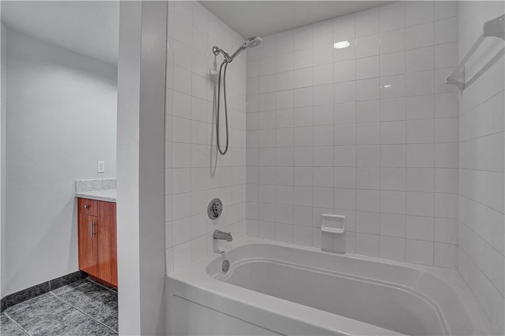 The Waverly at Las Olas - Residential