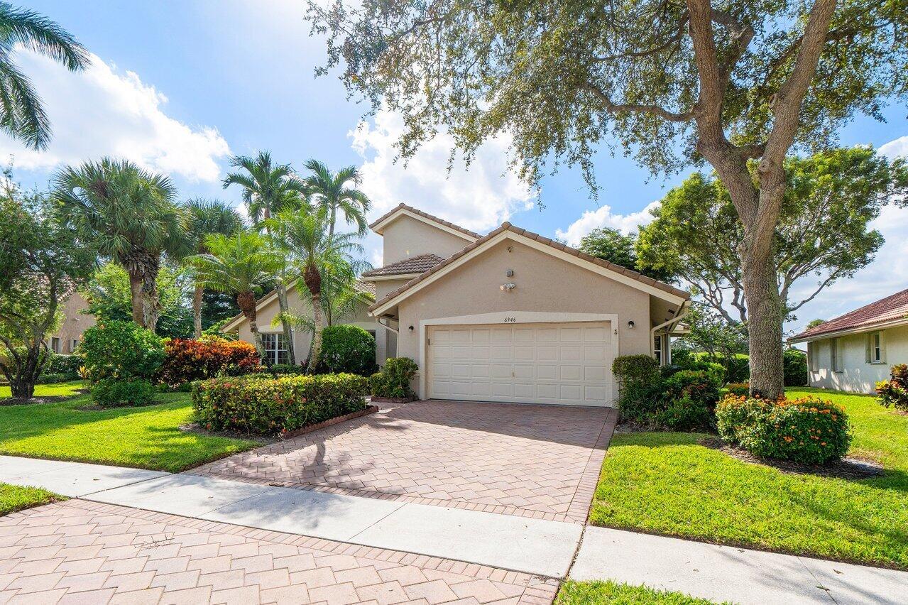 LAKERIDGE GREENS AT PIPERS GLEN - Residential