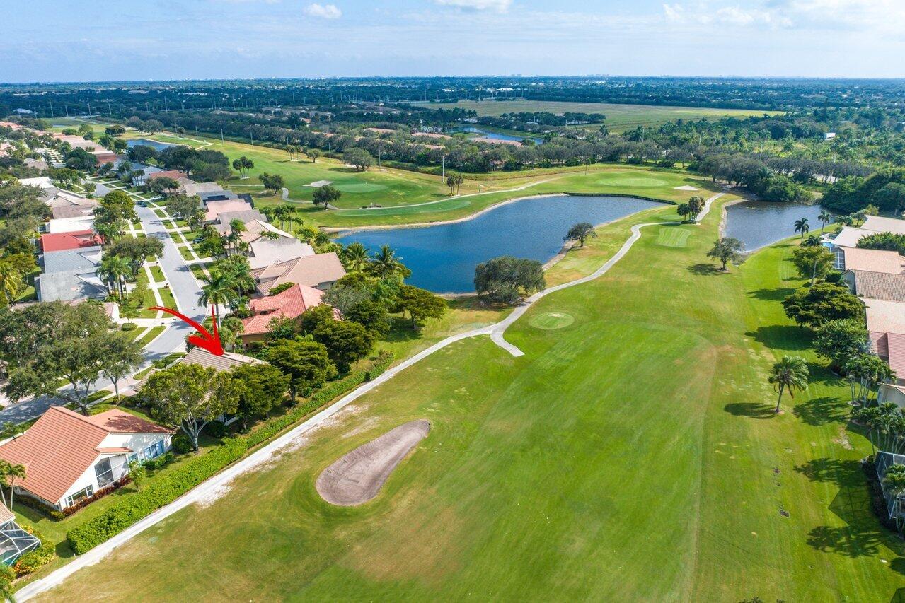 LAKERIDGE GREENS AT PIPERS GLEN - Residential