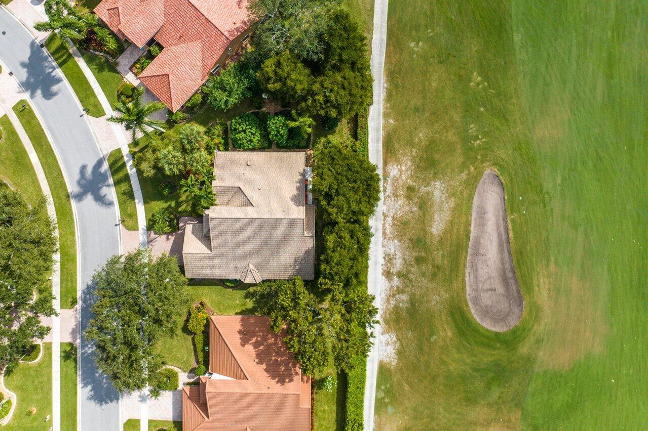 LAKERIDGE GREENS AT PIPERS GLEN - Residential
