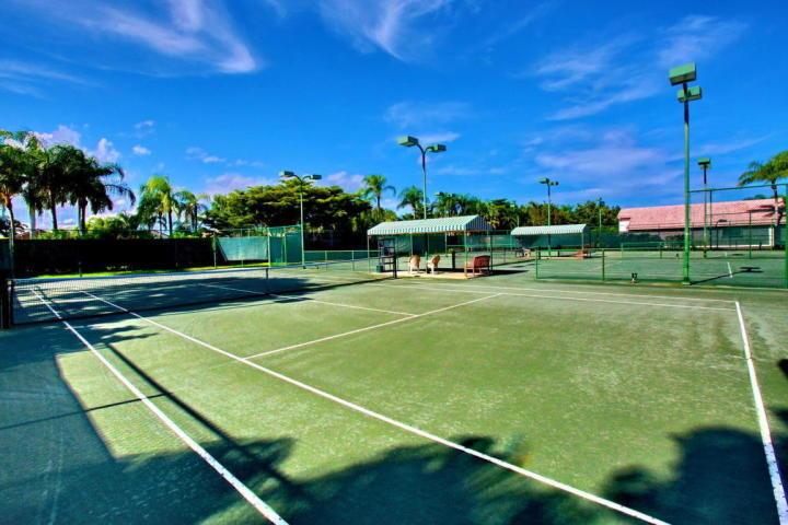 LAKERIDGE GREENS AT PIPERS GLEN - Residential