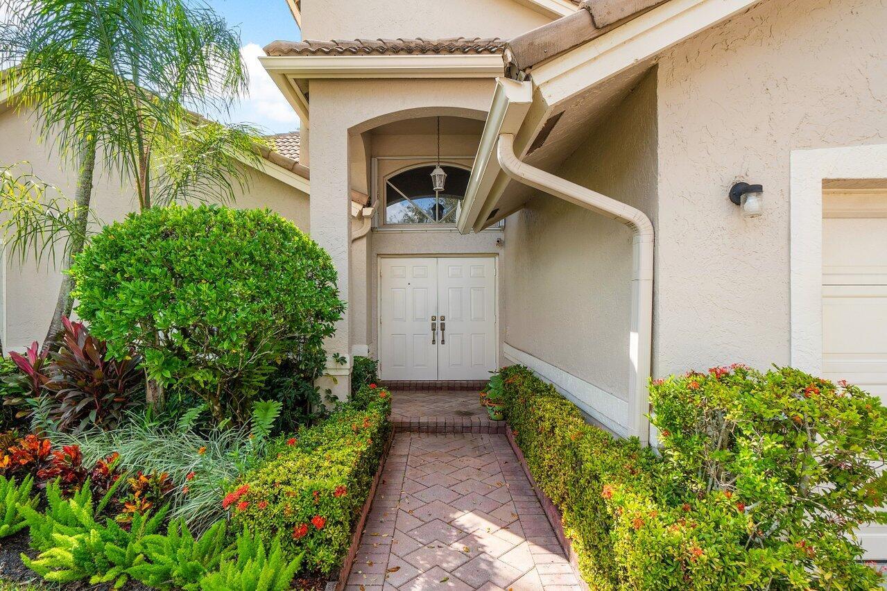 LAKERIDGE GREENS AT PIPERS GLEN - Residential