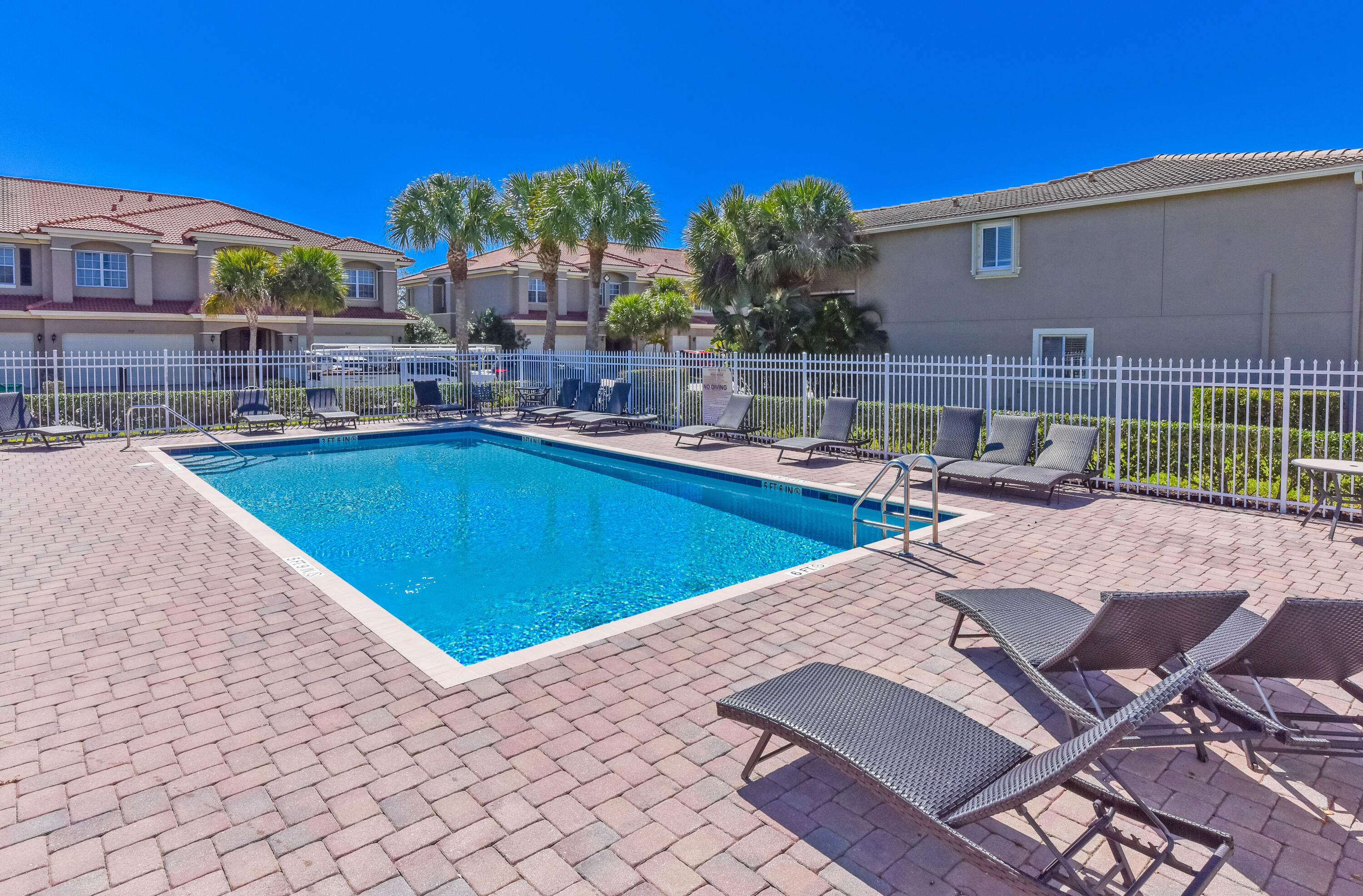 THIRD REPLAT OF PORTOFINO ISLES - Residential