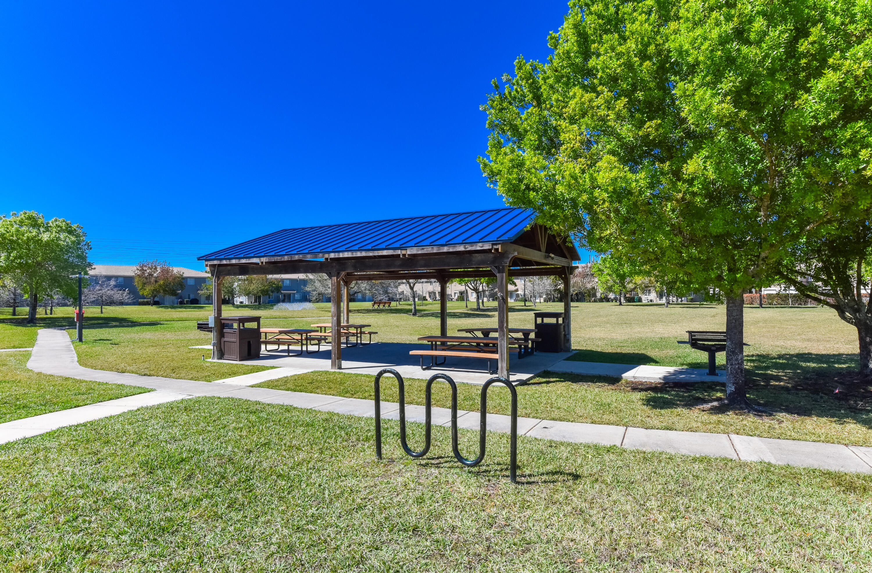 THIRD REPLAT OF PORTOFINO ISLES - Residential