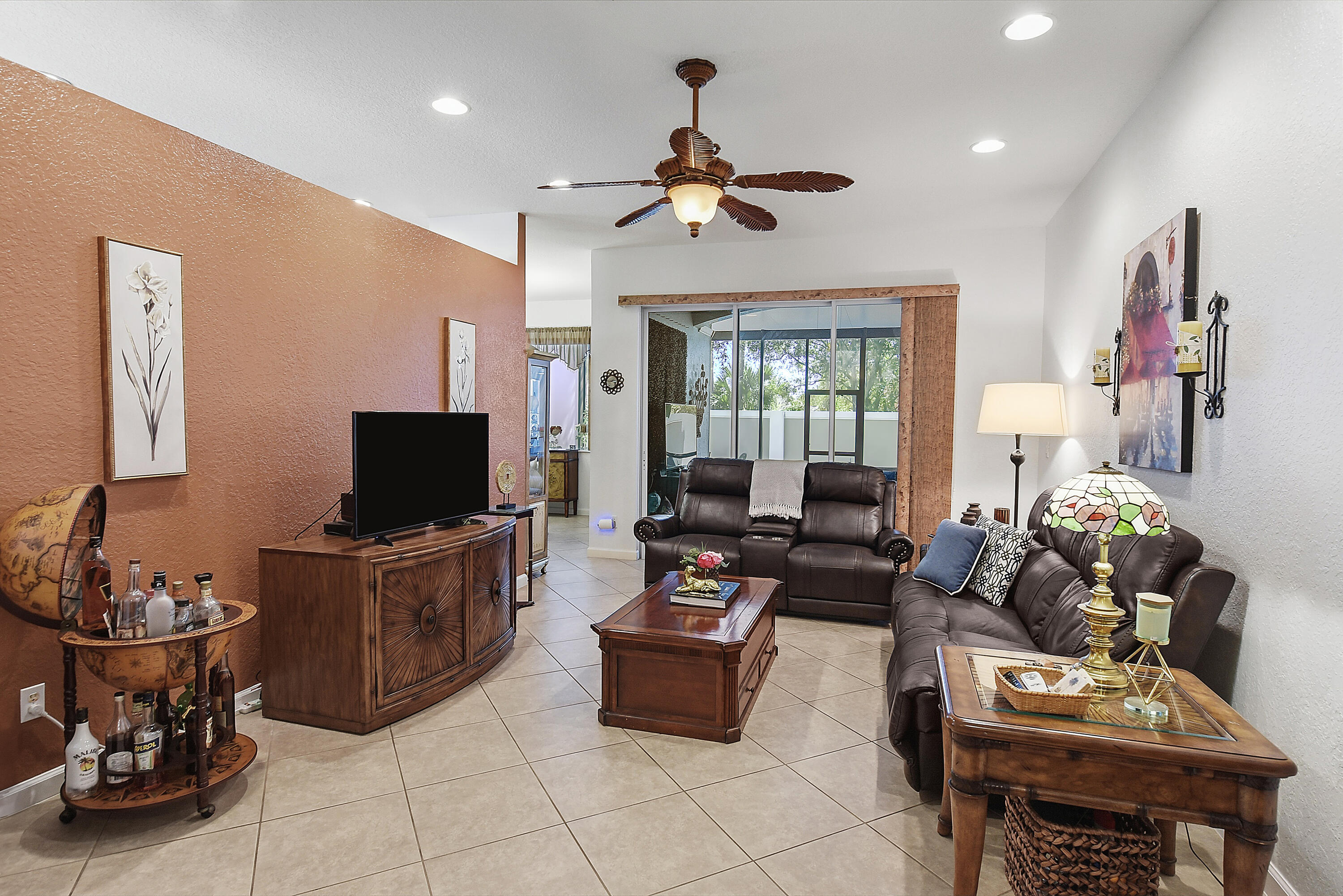 THIRD REPLAT OF PORTOFINO ISLES - Residential