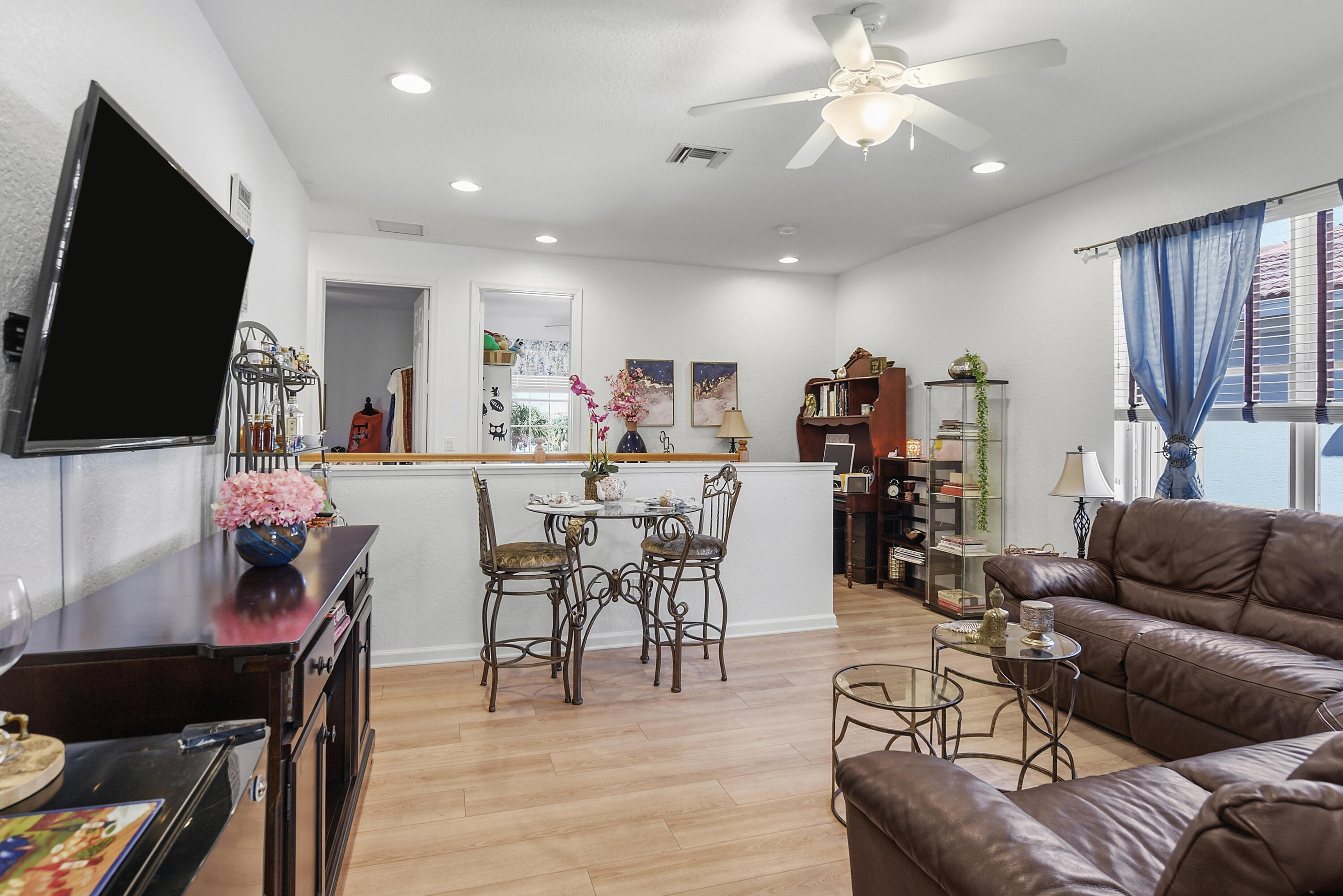 THIRD REPLAT OF PORTOFINO ISLES - Residential