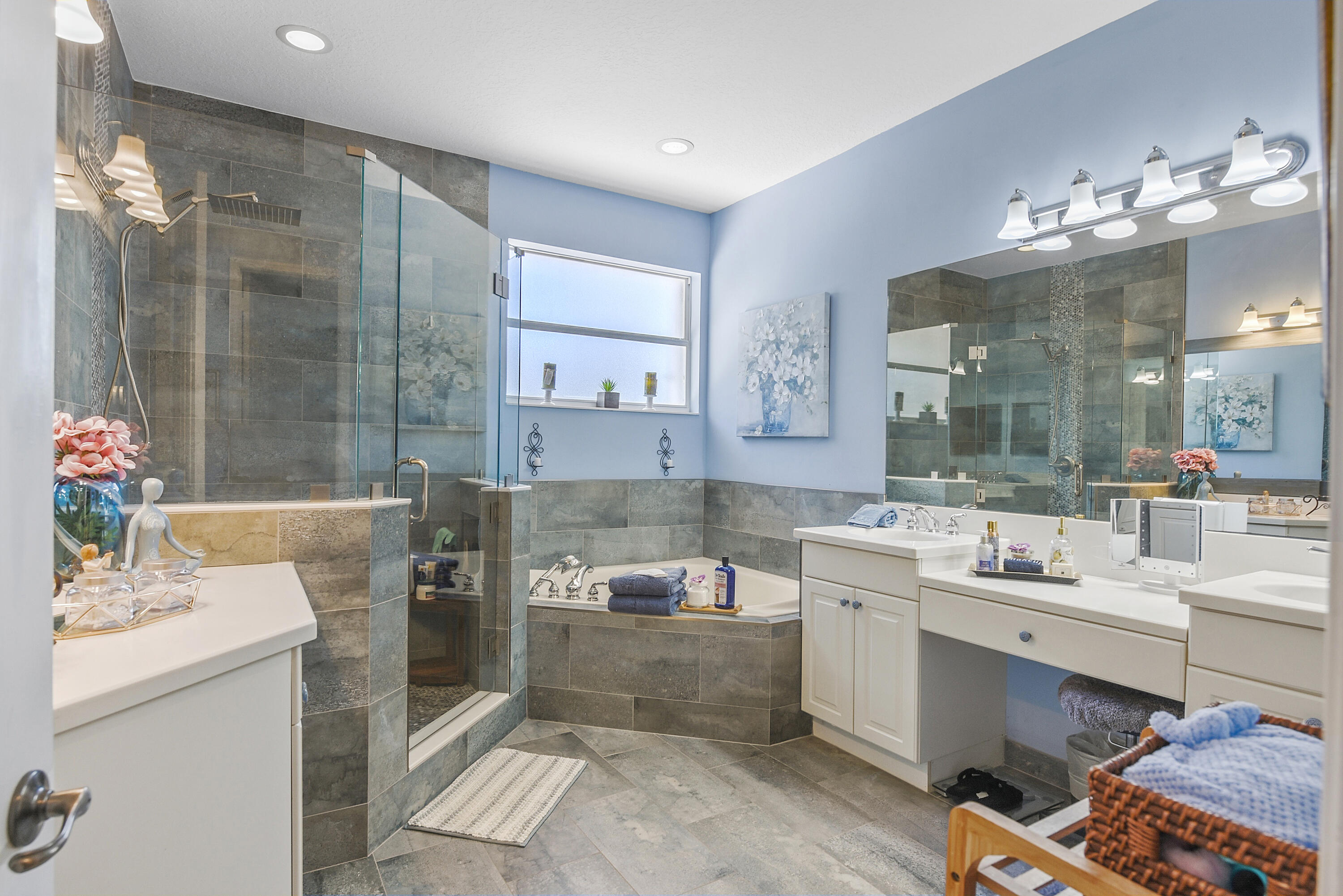 THIRD REPLAT OF PORTOFINO ISLES - Residential