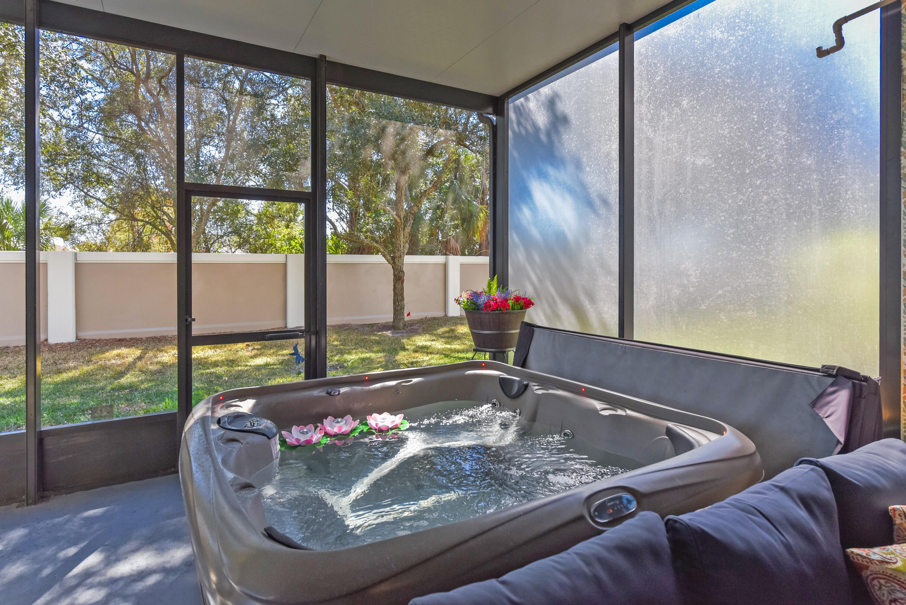 THIRD REPLAT OF PORTOFINO ISLES - Residential